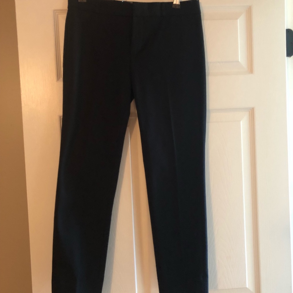 Black crop pants